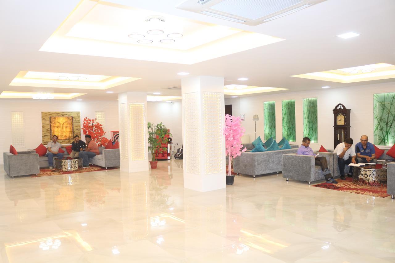 Hotel Harrison Palace Биратнагар Экстерьер фото