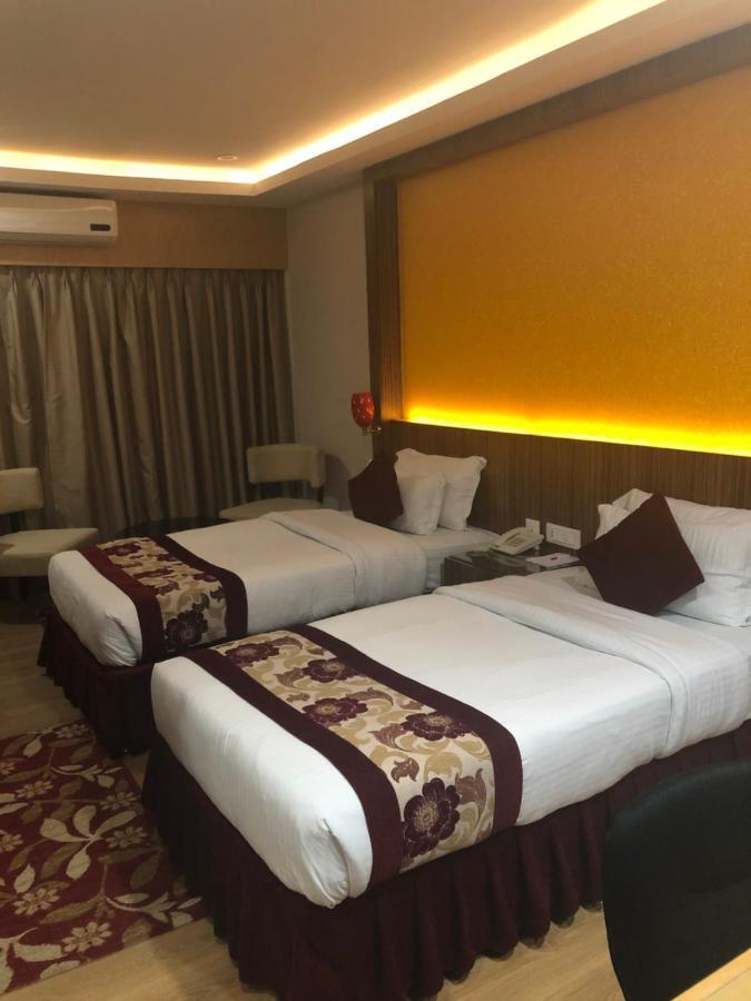 Hotel Harrison Palace Биратнагар Экстерьер фото